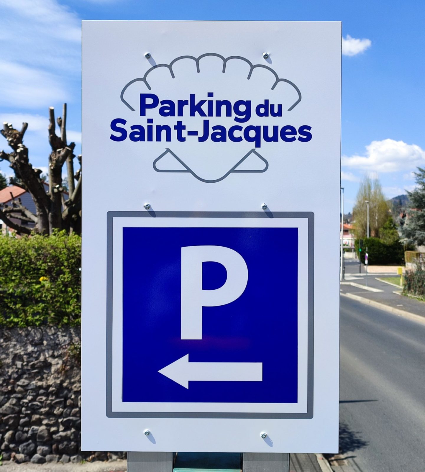 Parking du Saint-Jacques Le Puy-en-Velay